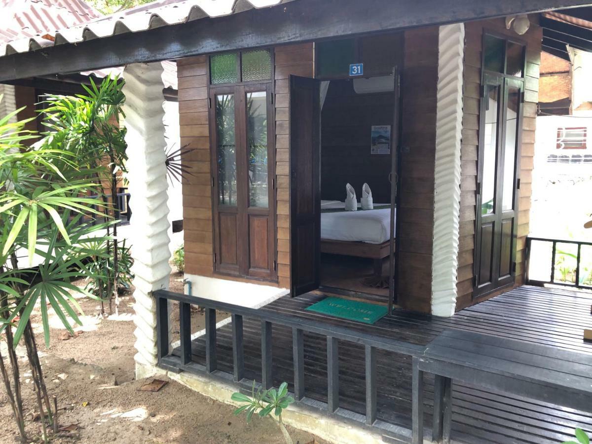 Goodtime 4P Resort Ko Tao Exterior photo